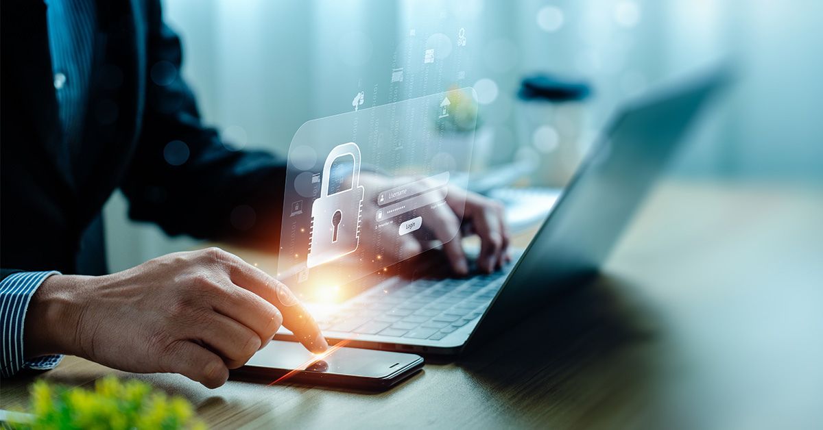 Featured image for “5 Ways to Improve Data Privacy in the Hybrid Workplace”